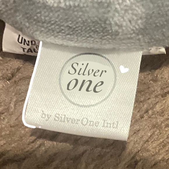 Cute Plant Plushie and Rainbow plush - Picture 5 of 8